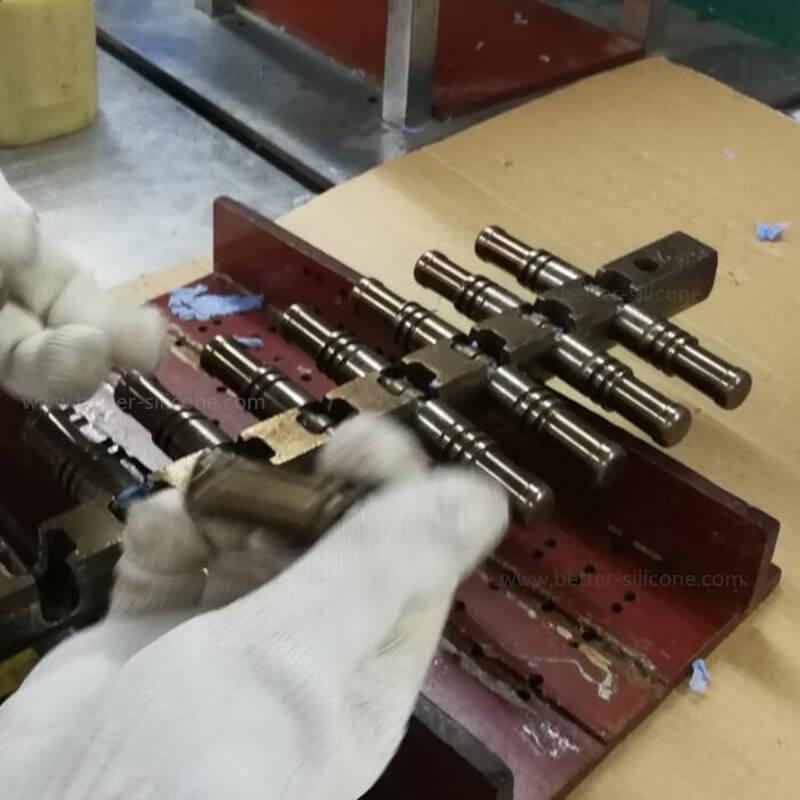 Handle Grips Molding